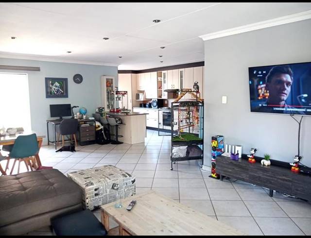 3 BEDROOM HOUSE FOR SALE IN VANDERBIJLPARK SE 8